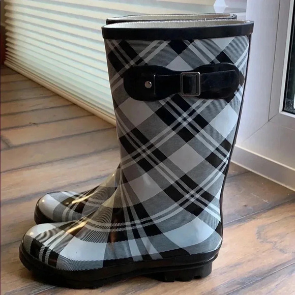 Norty Plaid MidCalf Rain Boots Size 7 New - Picture 4 of 5